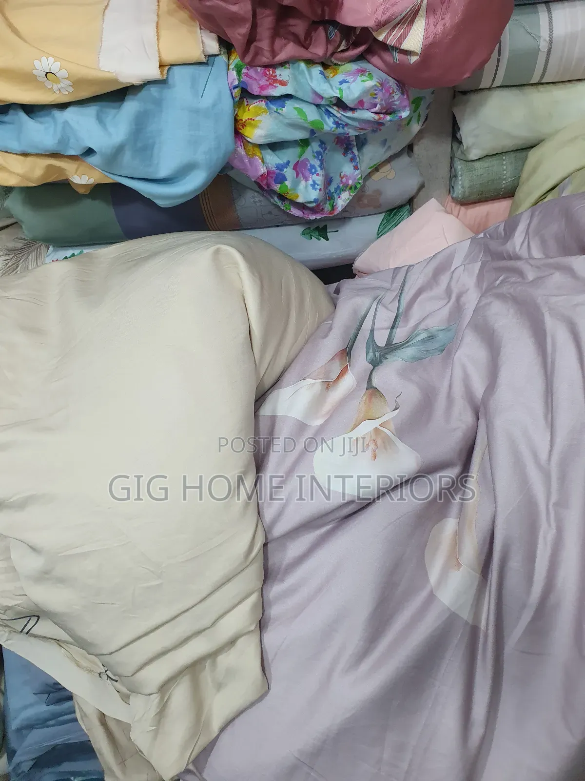 Flower Design Silk Bedsheets
