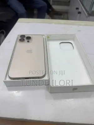 New Apple iPhone 16 Pro Max 256 GB Gold
