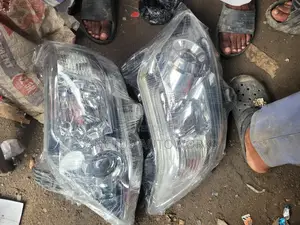 Headlight Toyota Fortuner 2012