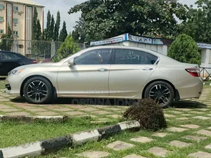 Honda Accord 2017 Gold