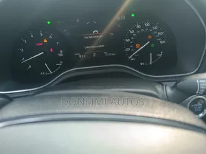 Toyota Avalon XLE 2020 Silver