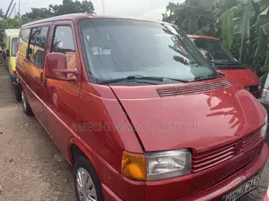 Volkswagen Transporter 2003 Red