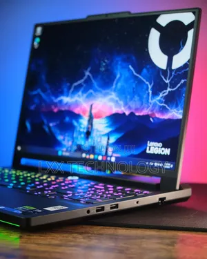 New Laptop Lenovo Legion 7 32GB Intel Core Ultra 9 SSD 2T