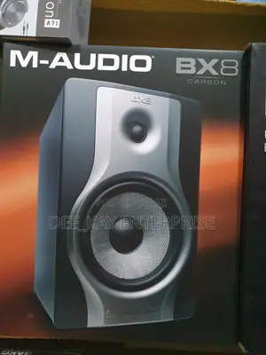 M-Audio Bx8 Carbon Studio Monitor