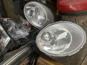 Headlights Volkswagen Beetle 2008