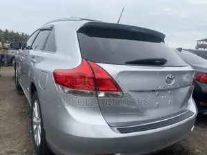 Toyota Venza V6 AWD 2011 Silver