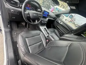 Ford Explorer 2020 White