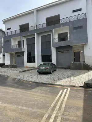 5bdrm Duplex in Mabushi for sale