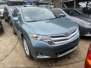 Toyota Venza AWD 2011 Green