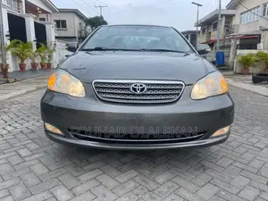 Toyota Corolla LE 2005 Gray