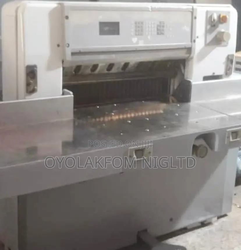 Polar 78 Cutting Machine