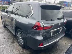 Lexus LX 570 AWD 2016 Gray