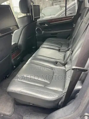 Lexus LX 570 AWD 2016 Gray