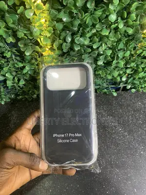 iPhone 17 Pro Max Silicone Pouch Black