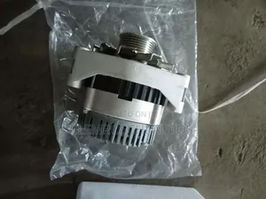 High Quality Certified Complete New Alternator Sinotruck Howo 371.