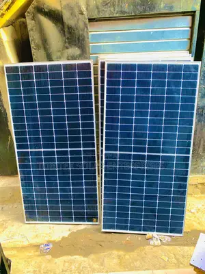 700watts Jinko Solar Panels