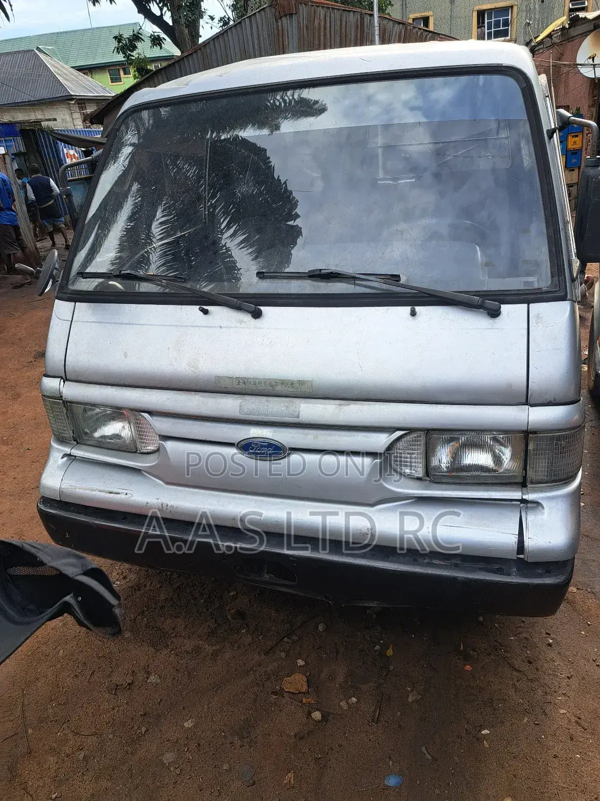 Ford E250 2011 Silver