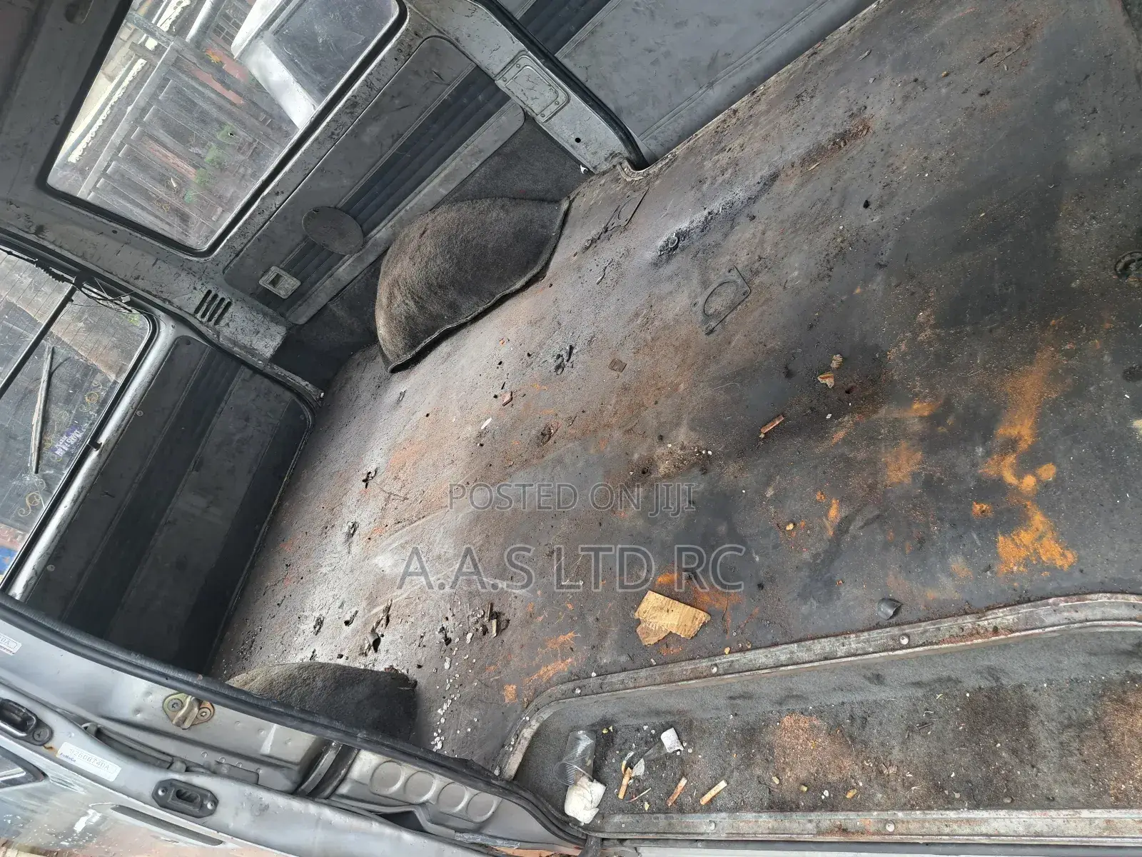 Ford E250 2011 Silver