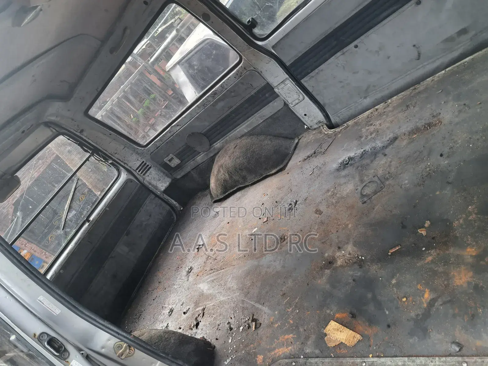 Ford E250 2011 Silver