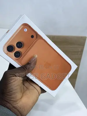 New Apple iPhone 17 Pro Max 256 GB Orange