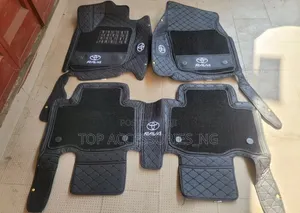 Double Layer Foot Mat for Toyota Rav4