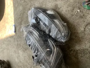 Headlights Audi A5 2013