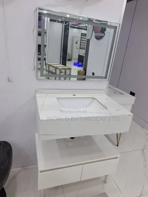 Cabinet Basin With Mirror