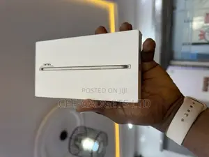 New Apple iPhone Air 256 GB Gold