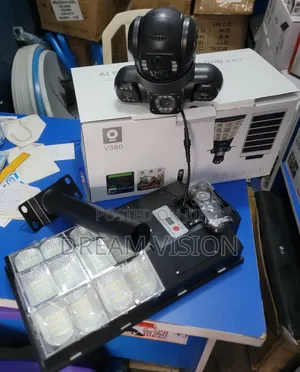 Complete Three Lens Camera With Street Light