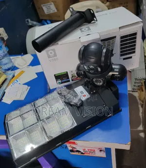 Three Lens Camera With Street Light