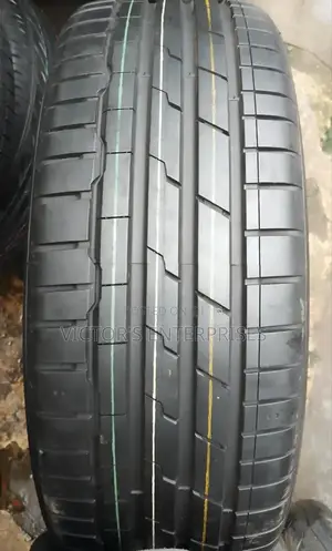 225/45 R 19 Hankook and Sailun Tire