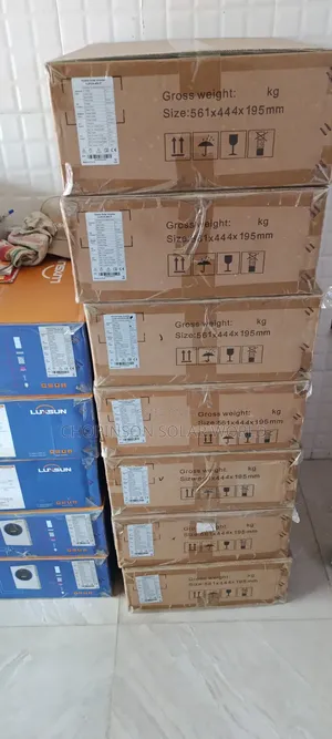 Solar Energy Luxus Hybrid Inverter 6.2kva/48votts Advance