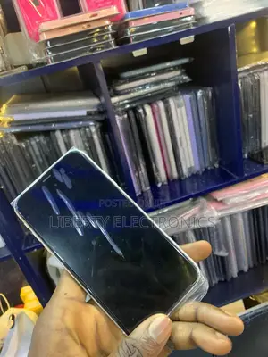 Apple iPhone XR 128 GB White