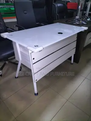 4feet Glass White Office Table
