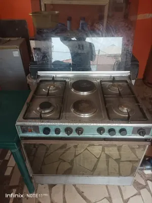6 Burner Gas Cooker Plus Oven