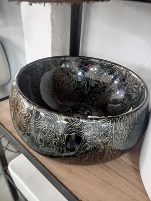 Round Unique Countertop Basin