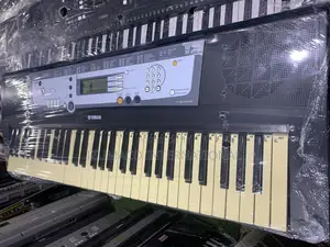 Durable Portable Yamaha Keyboard PSR E213