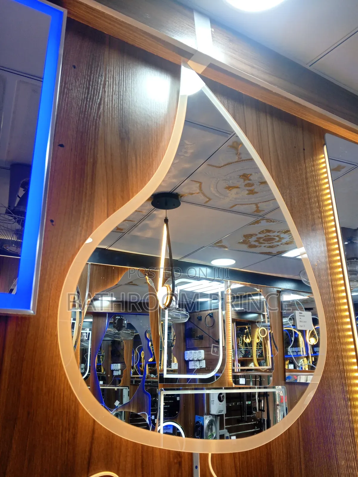 Pointed Led Mirror