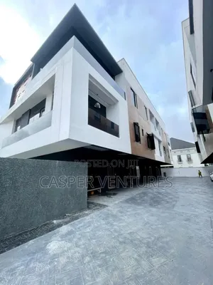 4bdrm Townhouse/Terrace in Adebayo, Lekki Phase 1 for sale