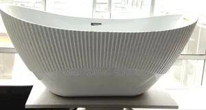 Luxury Bath Tub