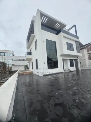 Furnished 7bdrm Duplex in Pinockbeach Estate, Jakande for sale
