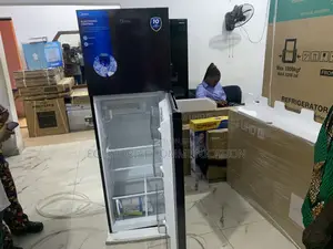 Midea 2-Door Fridge – Smart Sensor Cooling System