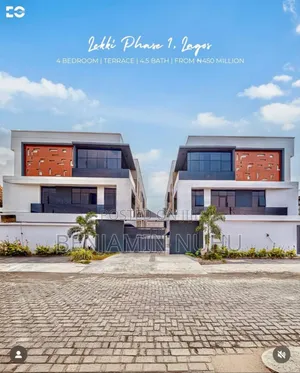 4bdrm Townhouse/Terrace in Lekki Phase 1 for Sale