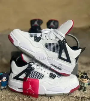 Nike Air Jordan Retro 4