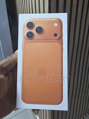 New Apple iPhone 17 Pro Max 256 GB Orange