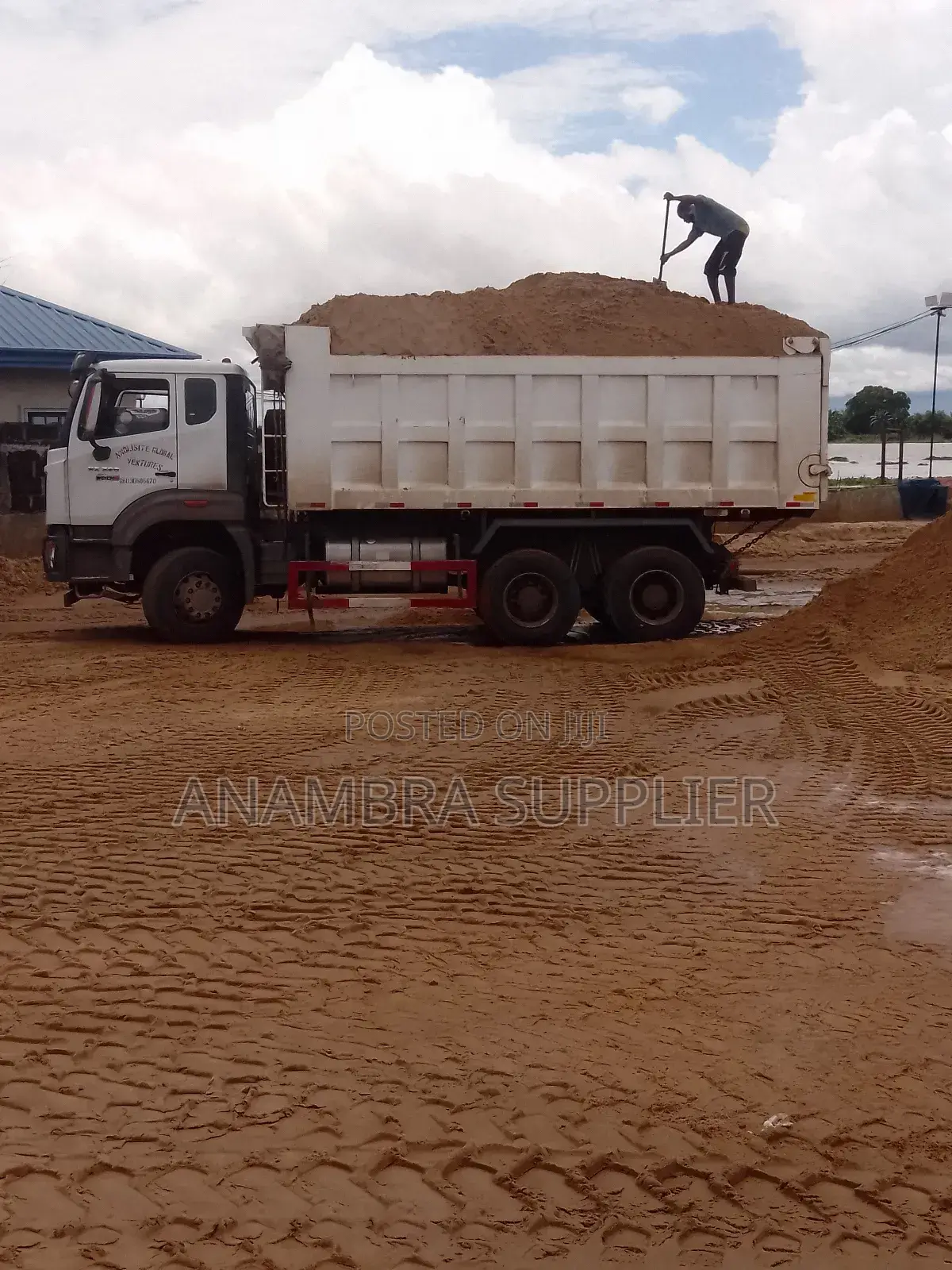 Premium Sharp Sand