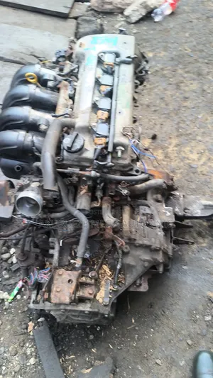 Toyota Matrix Engine and Gearbox 4x4