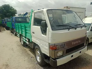Toyota Dyna 100 Truck (4 Tyres) Petrol (Foreign Used)
