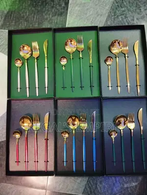 4 Pieces Cutlery Set