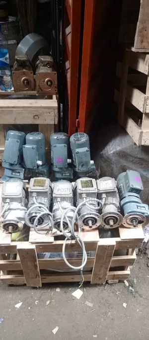 0.37kw 80rpm Flange Gear